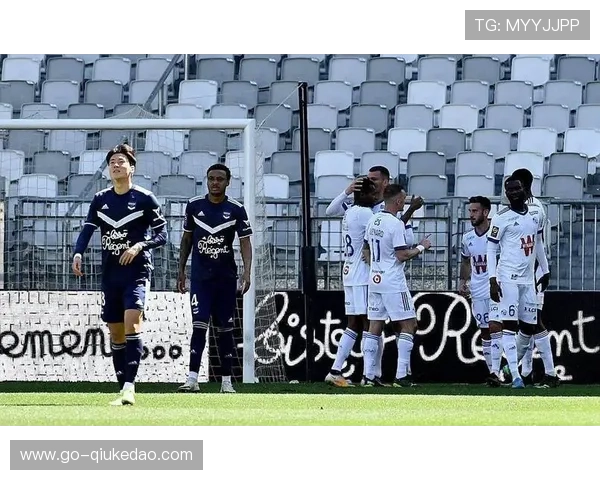 巴黎圣日耳曼3-3斯特拉斯堡,主场险平对手 巴黎圣日耳曼3-3斯特拉斯堡,主场险平对手